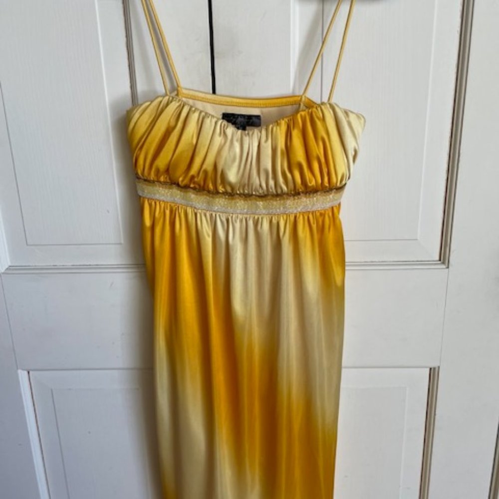 City Triangles Yellow Ombre Short Cocktail Dress